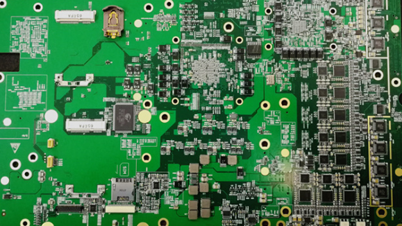 SMT貼片加工的設(shè)備有哪些，裸手操作有什么影響？-上海PCB抄板-SMT貼片加工